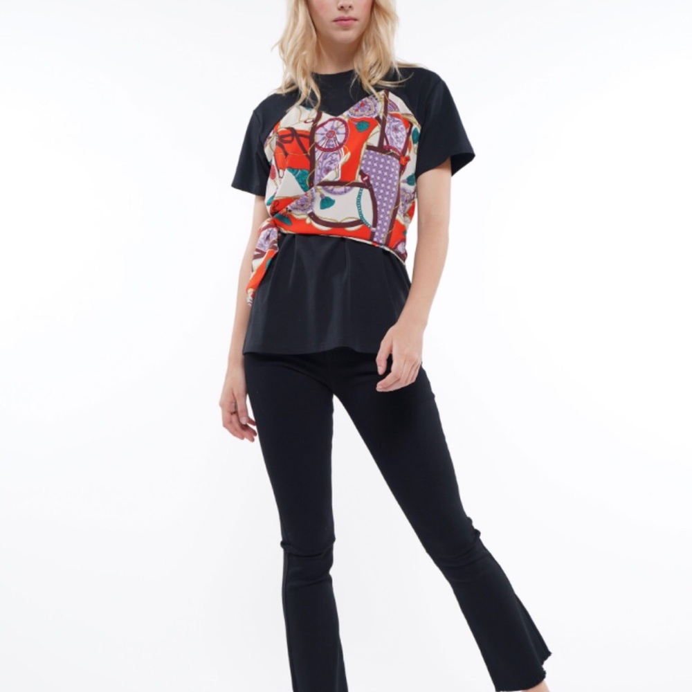 Why- Chain Print Top